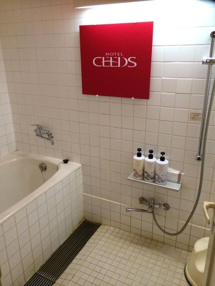 Ceeds (Adults Only) Hotel Osaka Buitenkant foto
